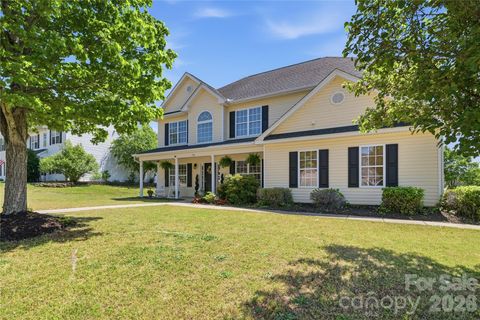 Photo of 178 Madelia Place, Mooresville, NC 28115 (MLS # 4373630)