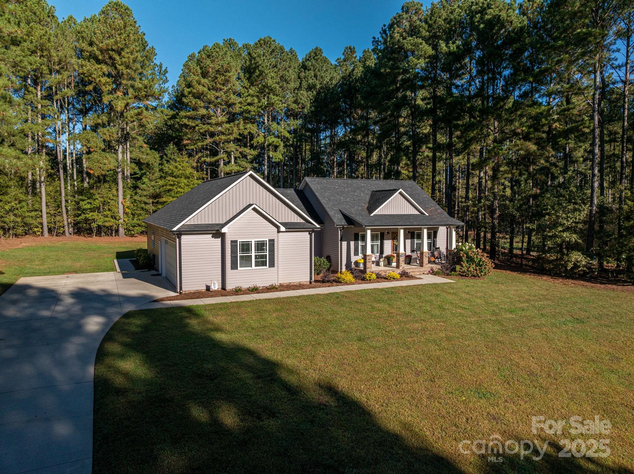 7190 Sparrow Lane