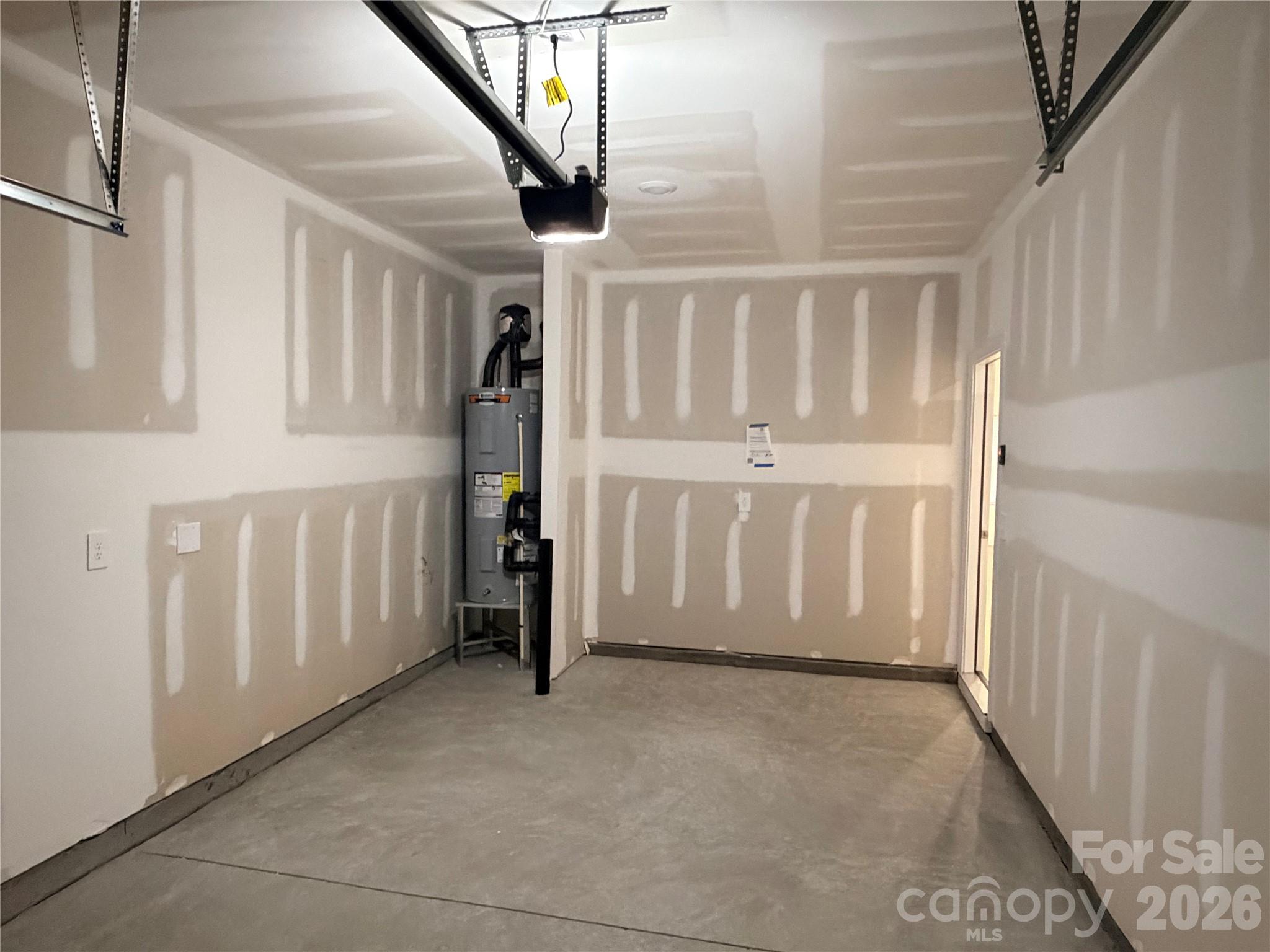 8112 Hidden Springs Trail