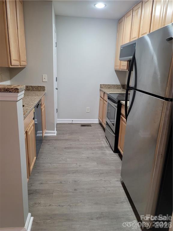 Renaissance Townhome Lofts Condo - Residential