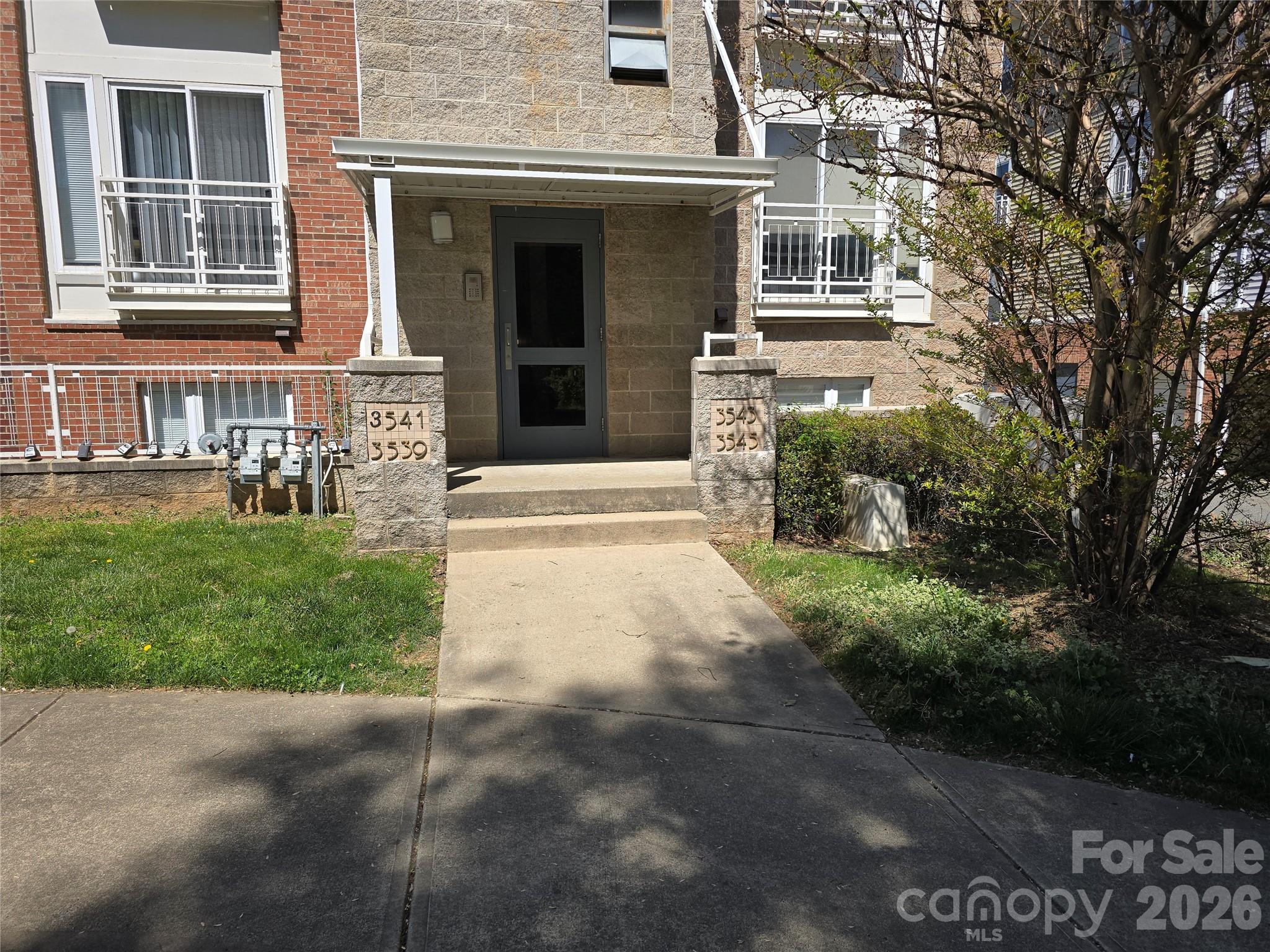 Renaissance Townhome Lofts Condo - Residential