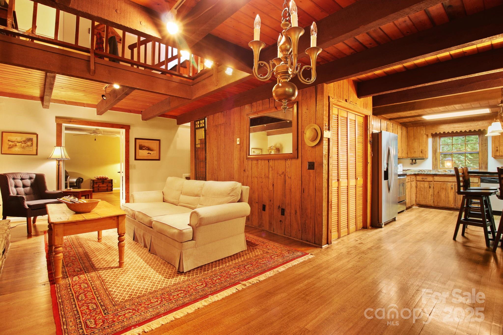 Boone, North Carolina 28607, United States, 3 Bedrooms Bedrooms, ,4 BathroomsBathrooms,Residential,Active,30128