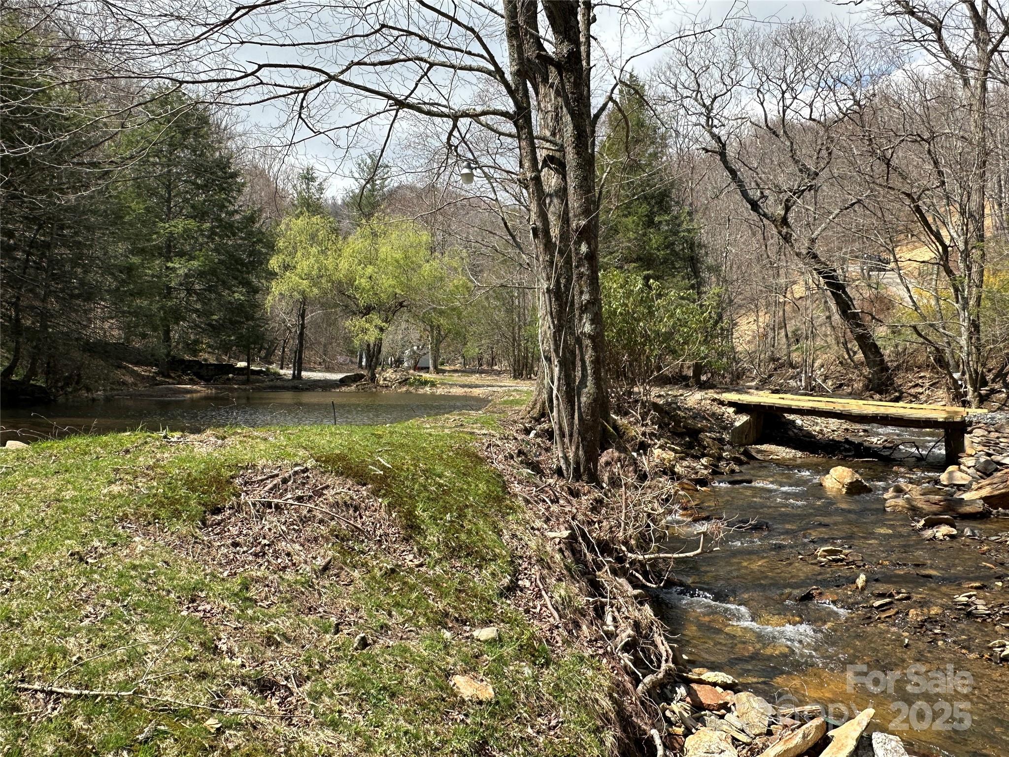 Boone, North Carolina 28607, United States, 3 Bedrooms Bedrooms, ,4 BathroomsBathrooms,Residential,Active,30128