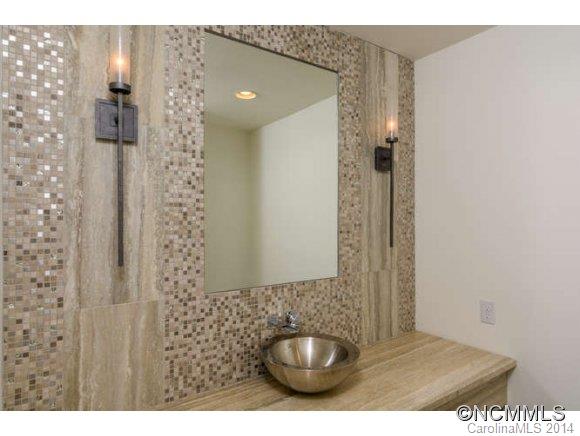 Lake Summit - Residential