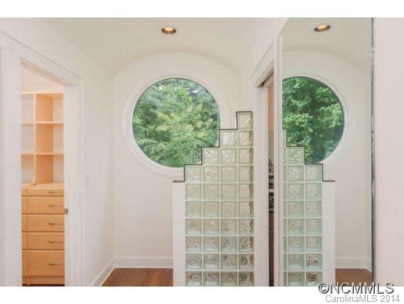 Lake Summit - Residential