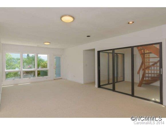 Lake Summit - Residential