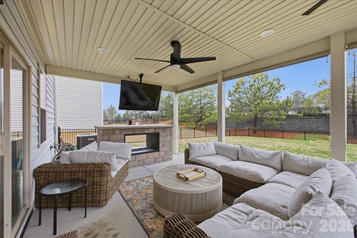 Chateau - Residential