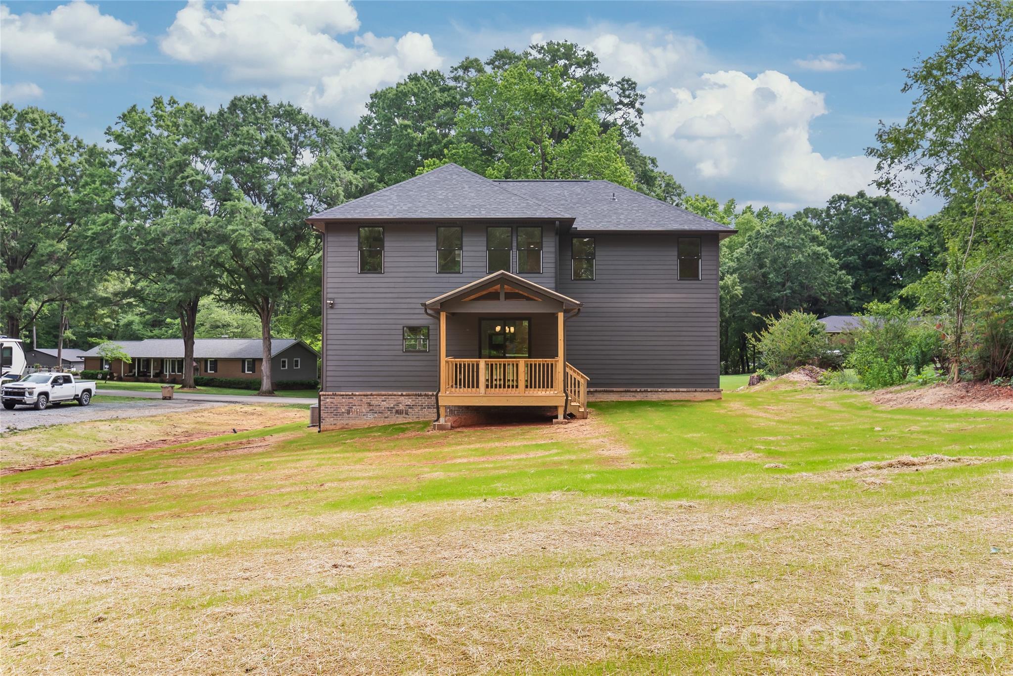 111 Keowee Circle