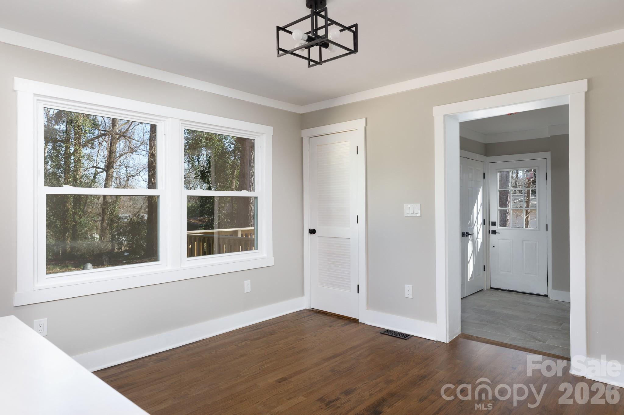 Ragin Estates - Residential