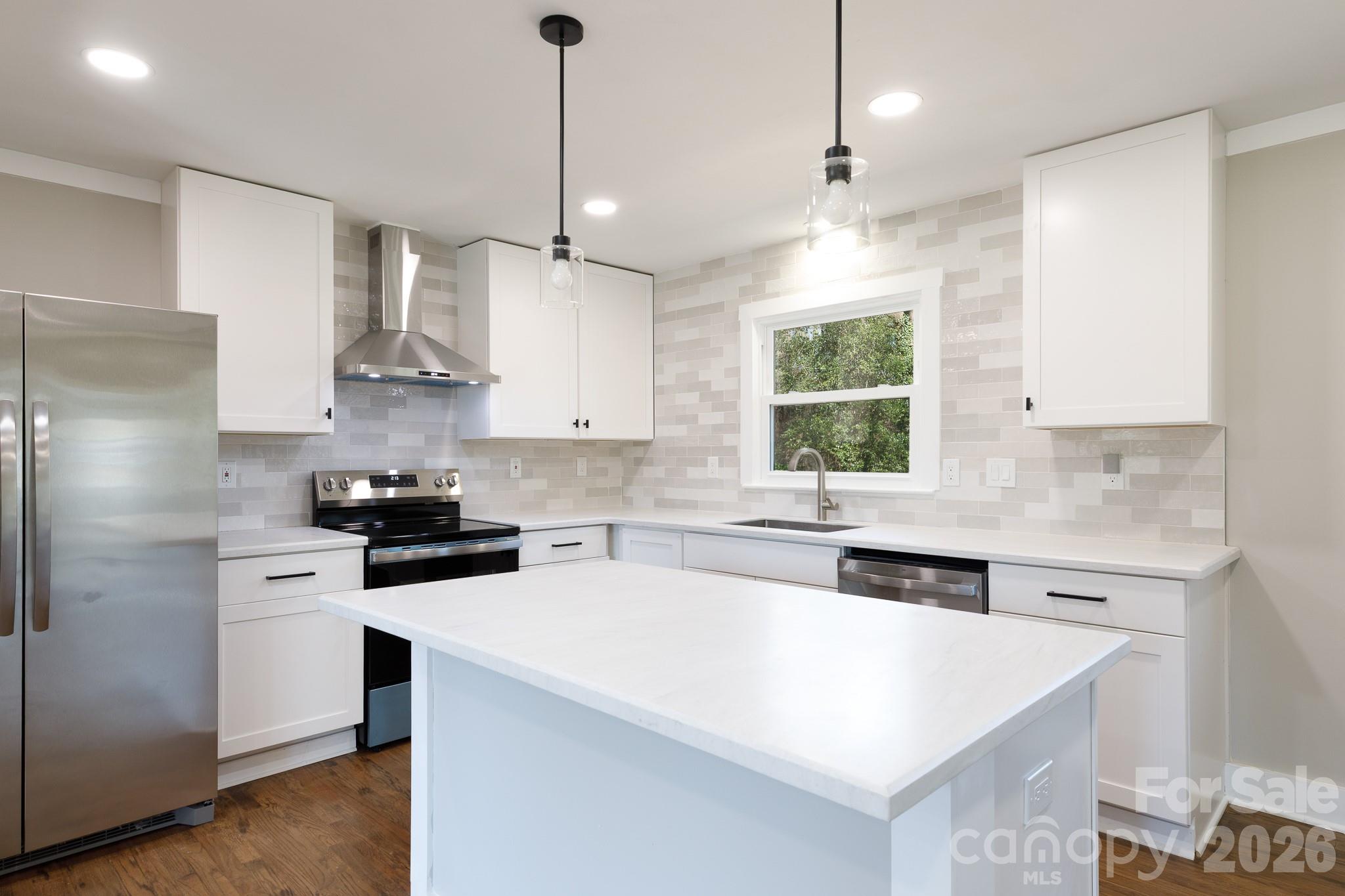 Ragin Estates - Residential