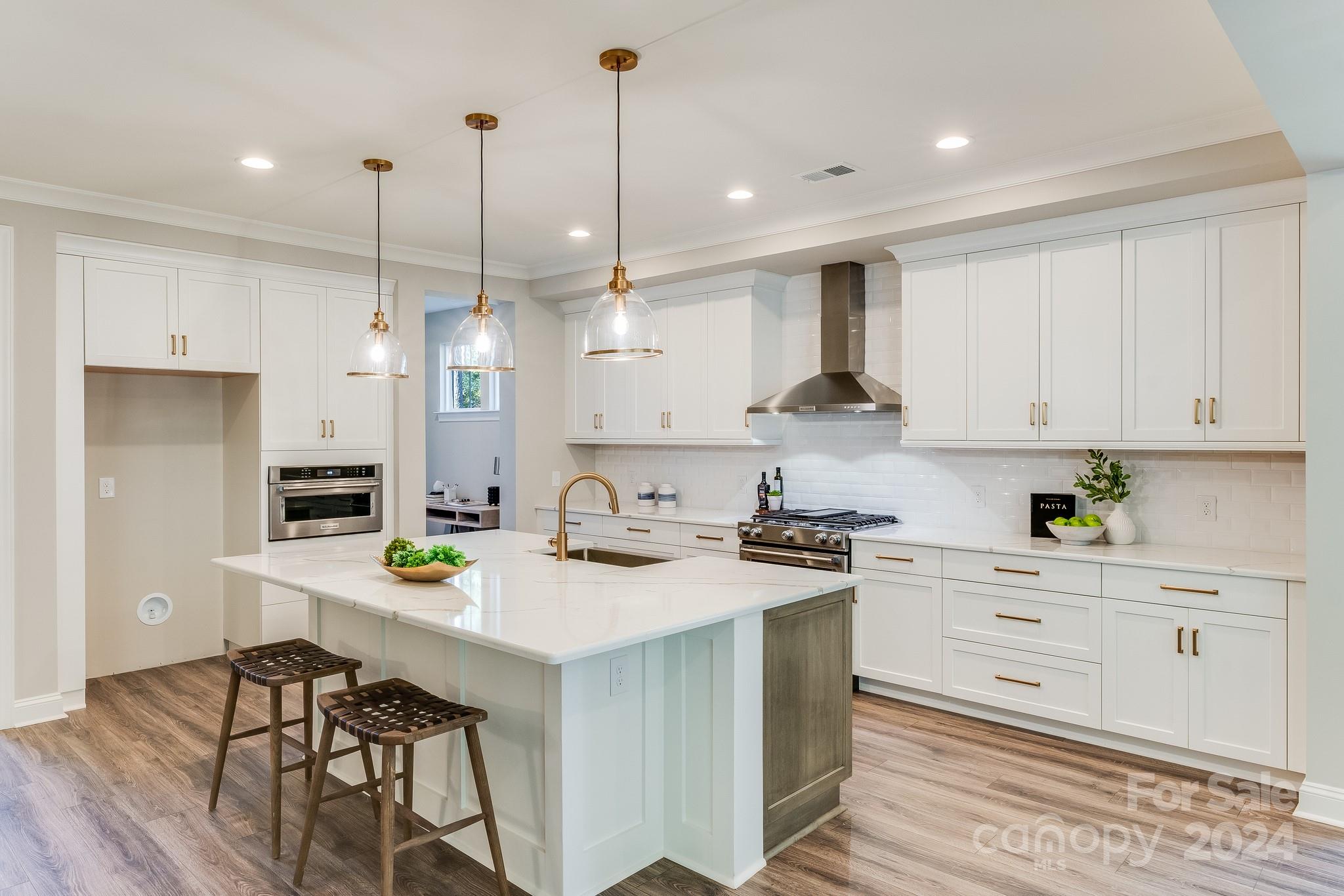 Riverchase Estates - Residential