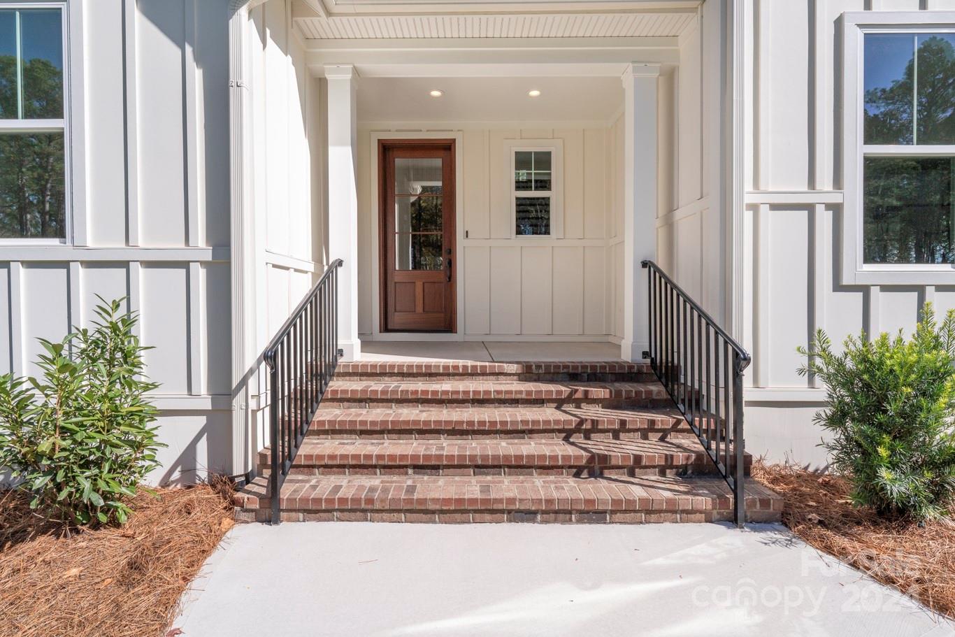 Riverchase Estates - Residential