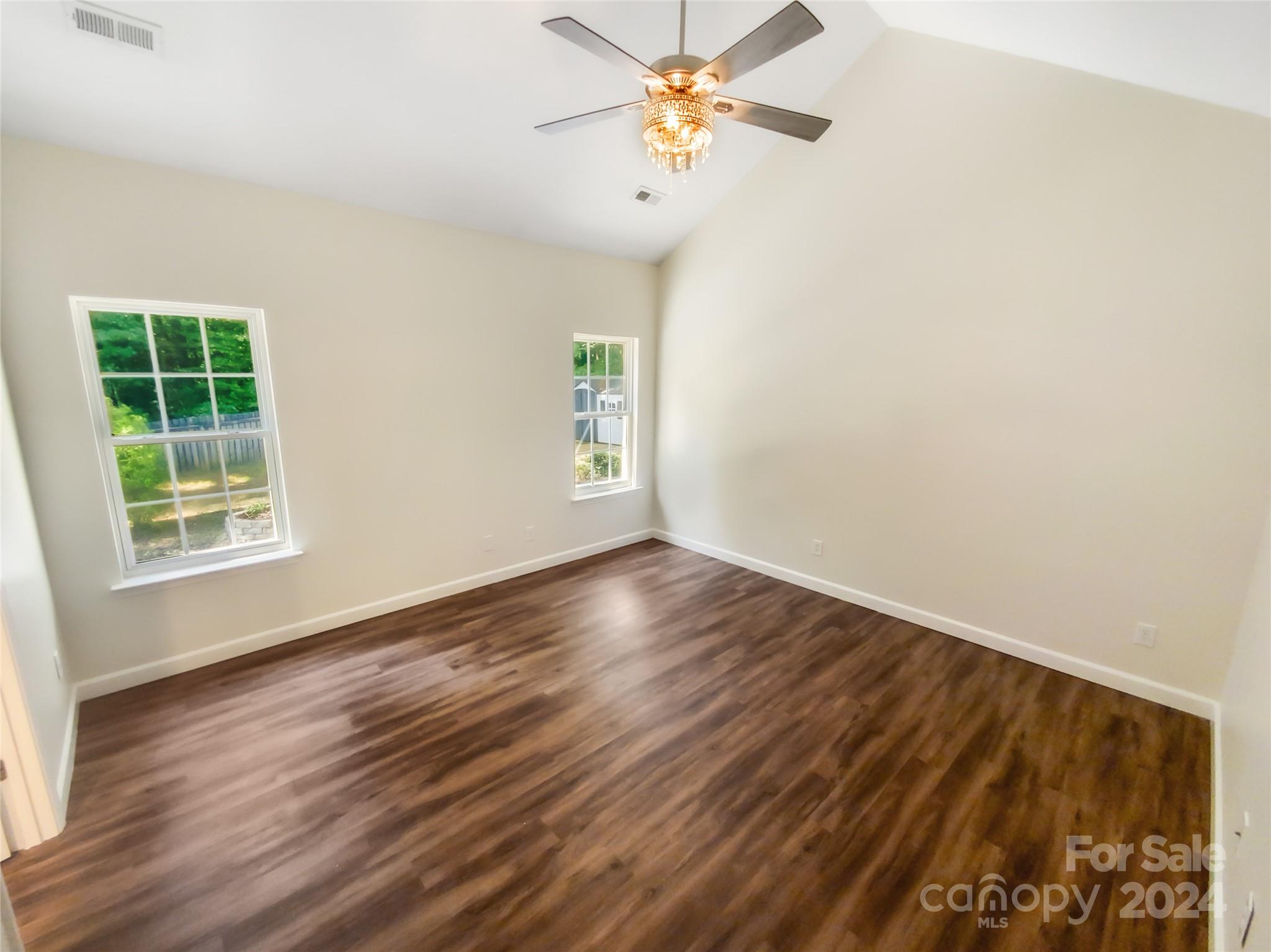 Woodleaf - Residential