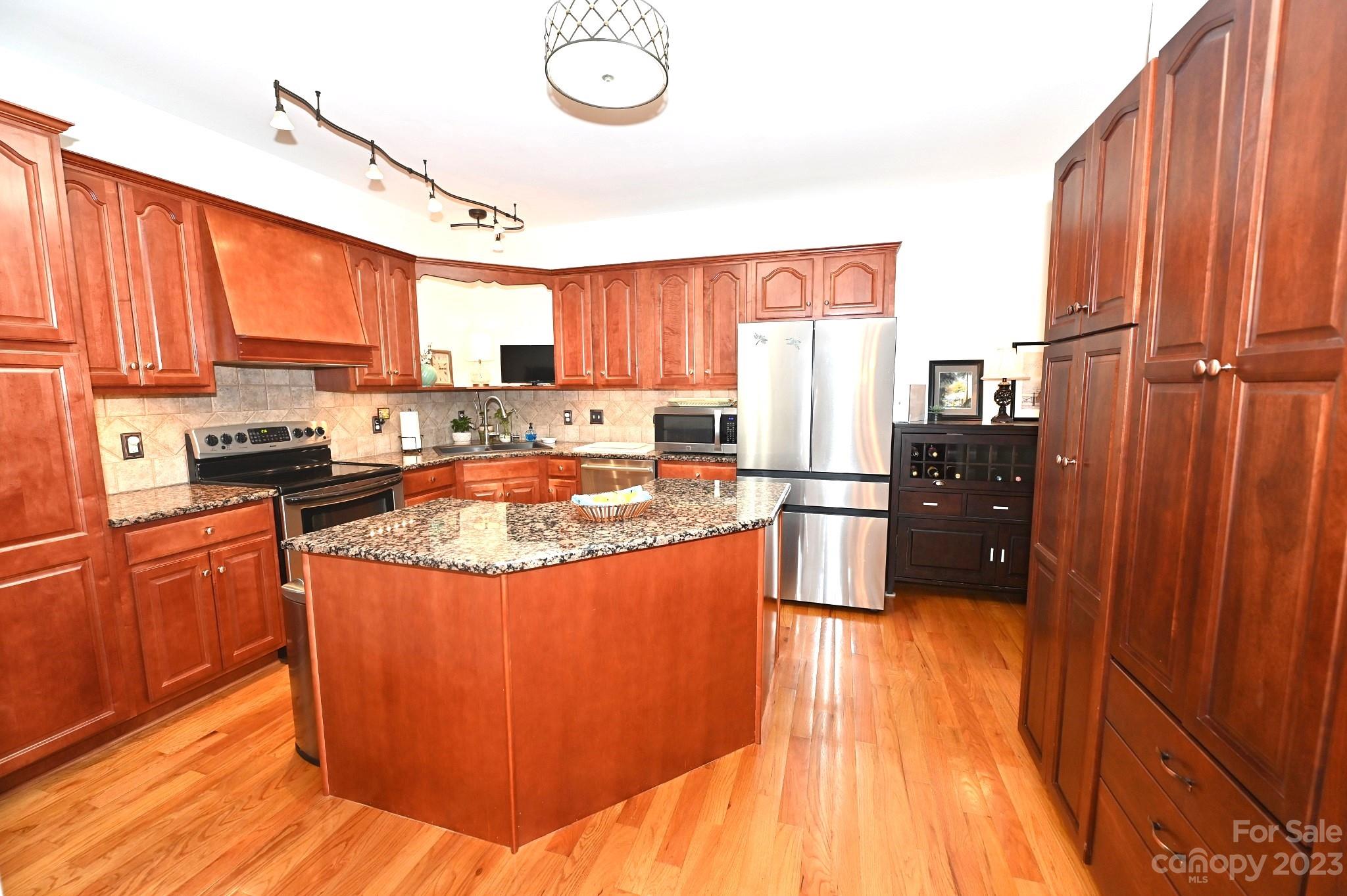 Wittenburg Springs - Residential