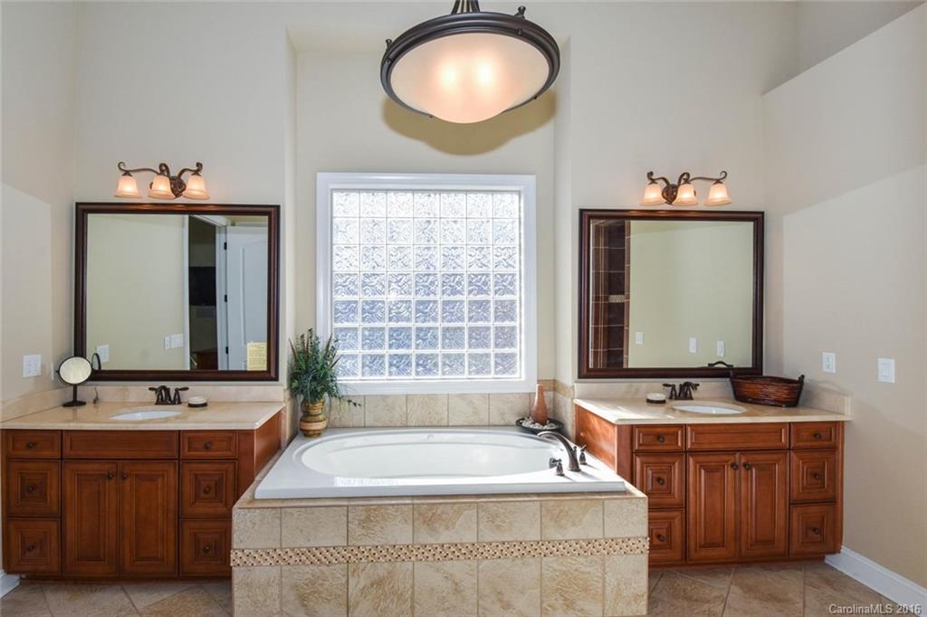 The Palisades - Residential