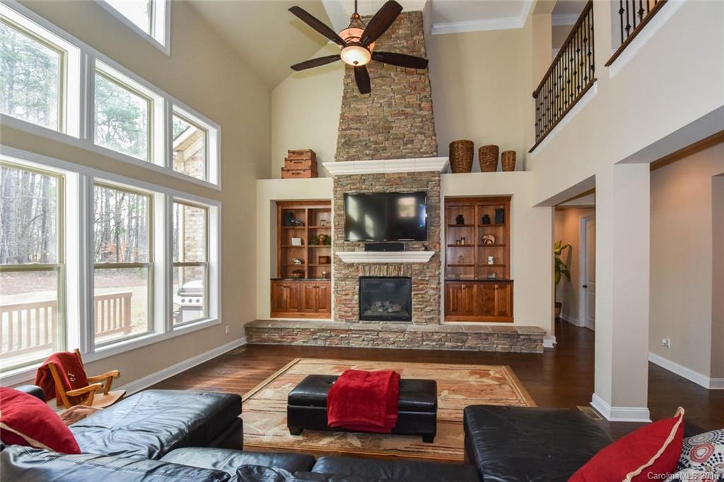 The Palisades - Residential