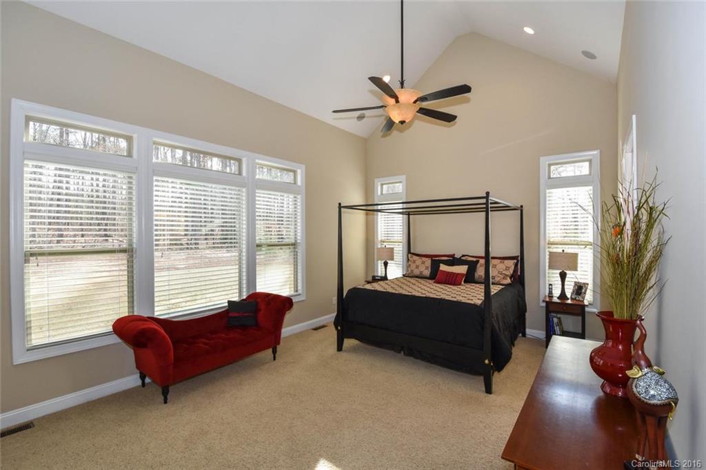 The Palisades - Residential