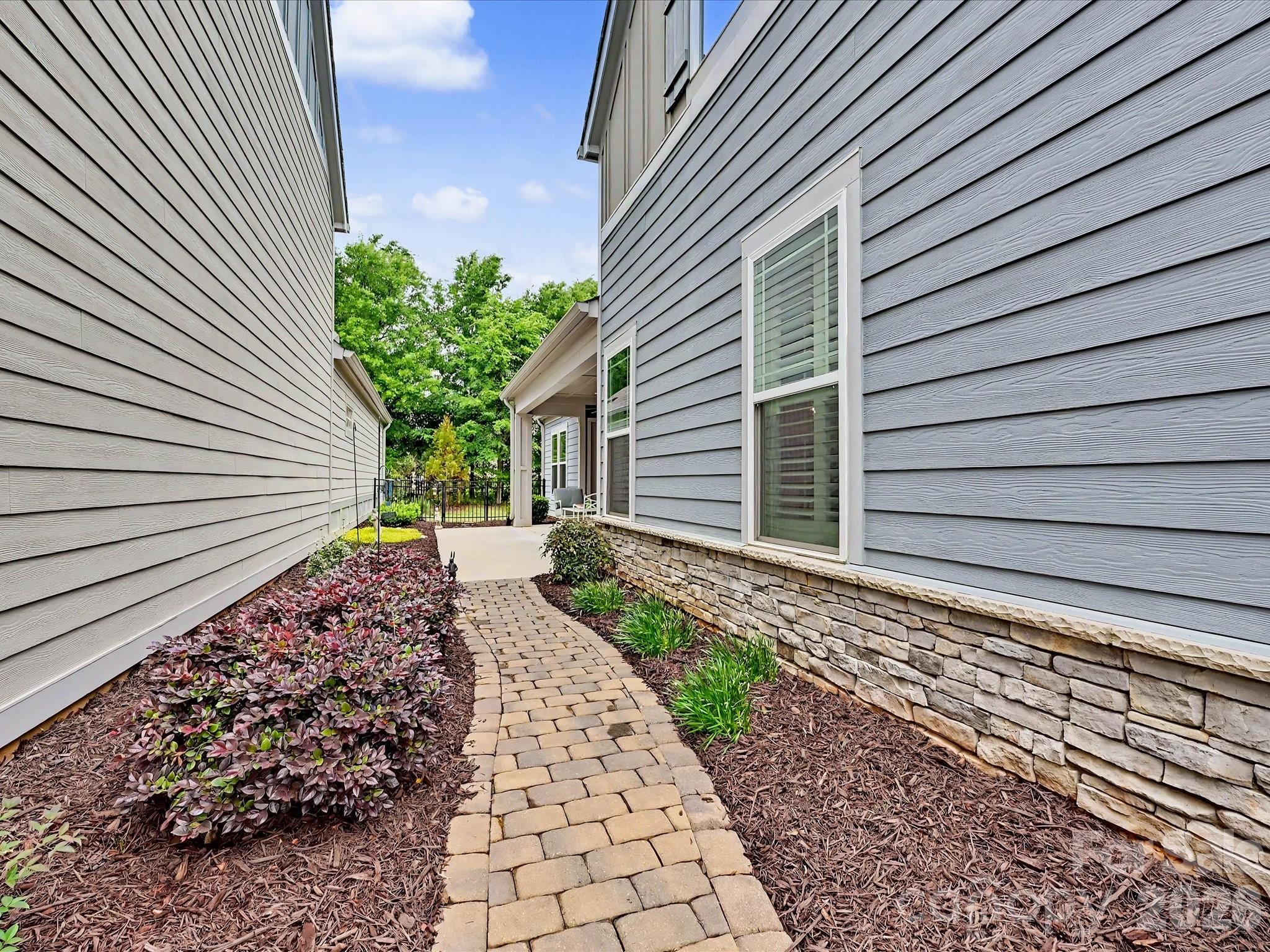 Walden Austin Village - Residential
