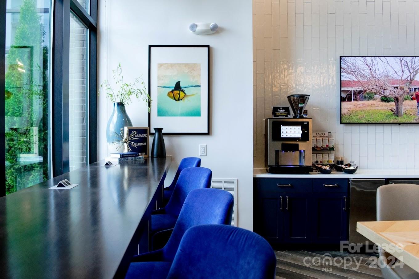 Charlotte, North Carolina 28209, United States, 1 Bedroom Bedrooms, ,1 BathroomBathrooms,Residential,Active,34710