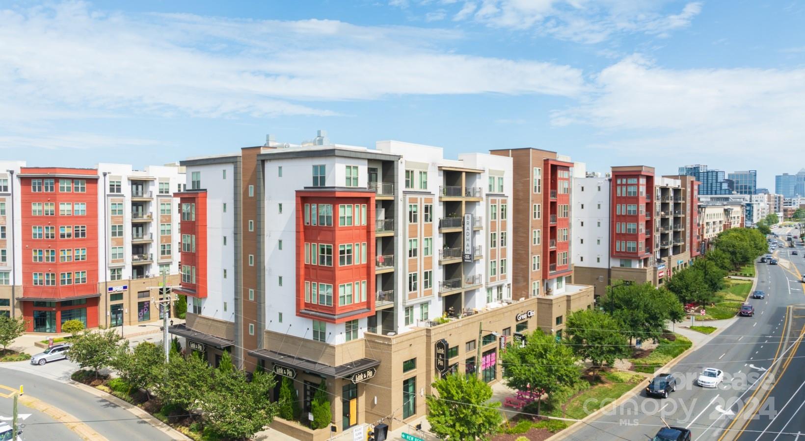 Charlotte, North Carolina 28209, United States, 1 Bedroom Bedrooms, ,1 BathroomBathrooms,Residential,Active,34710