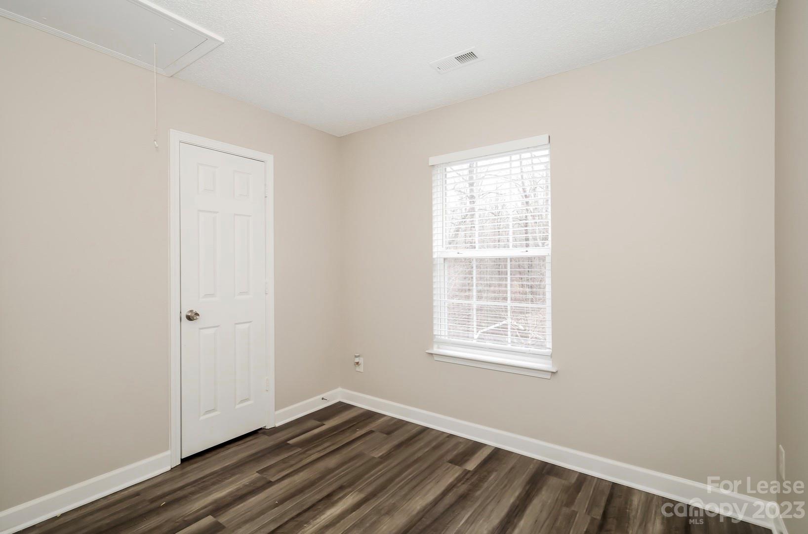 River View - Residential Lease