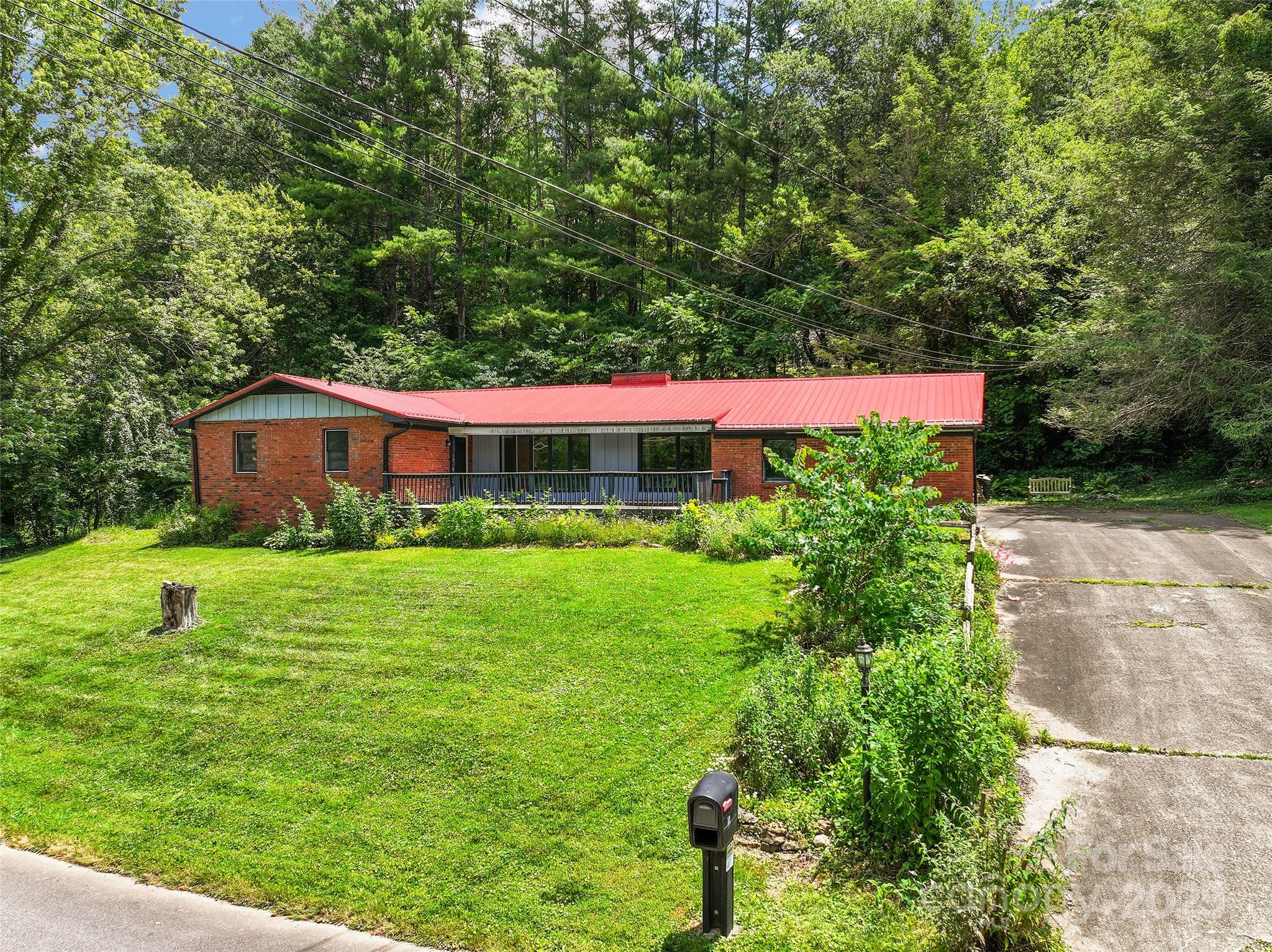 71 Auburn Park Drive