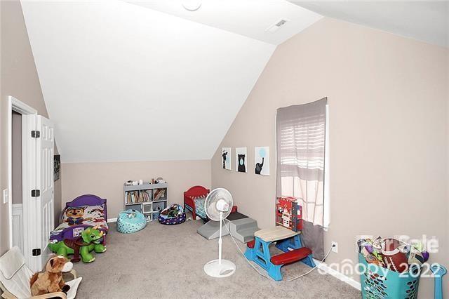 Creeks Edge - Residential Lease