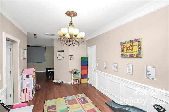 Creeks Edge - Residential Lease