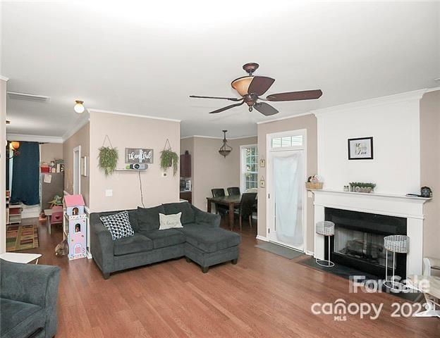 Creeks Edge - Residential Lease