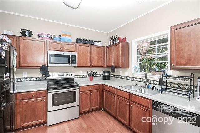 Creeks Edge - Residential Lease