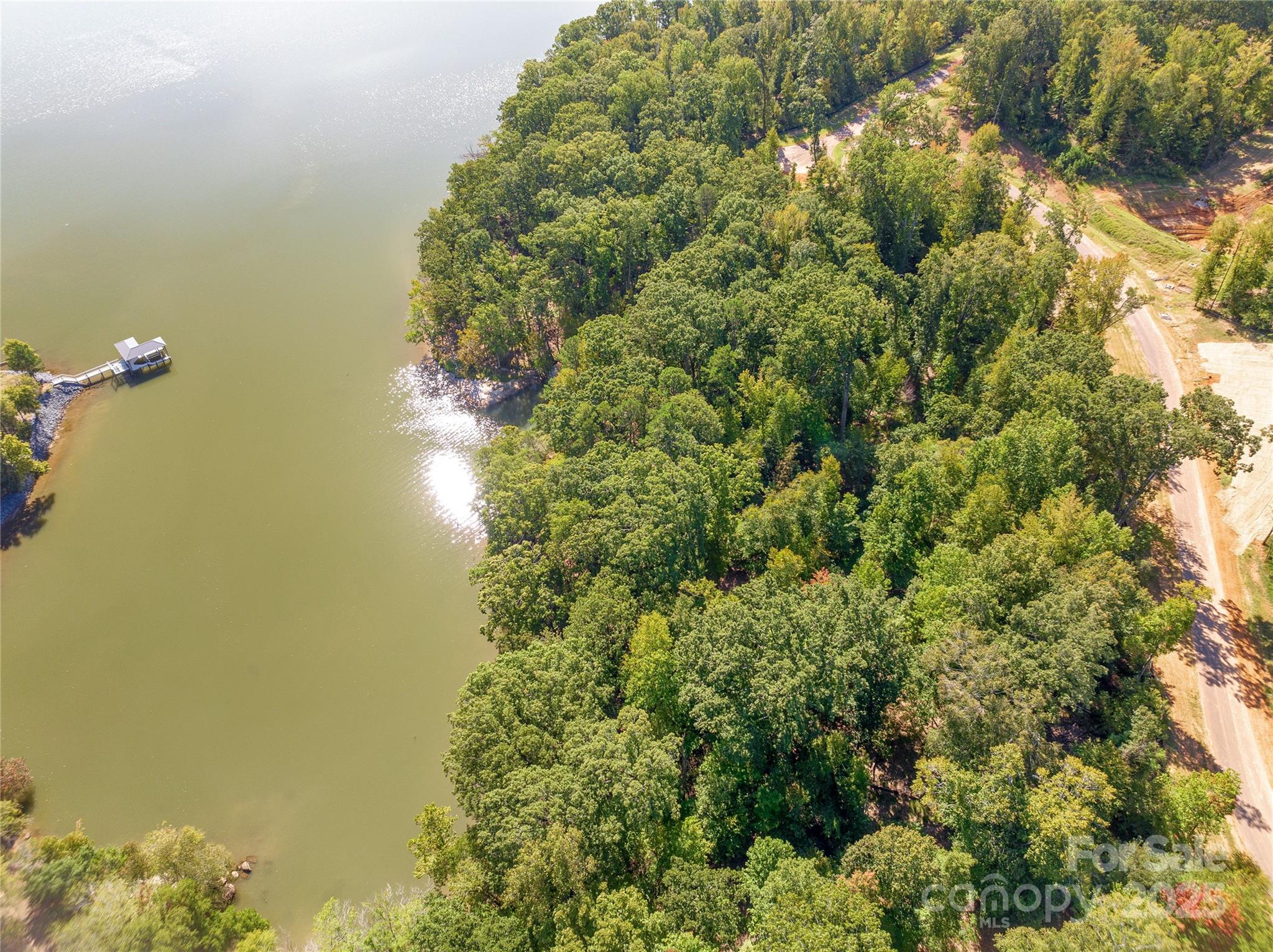 McLean - South Shore - Land