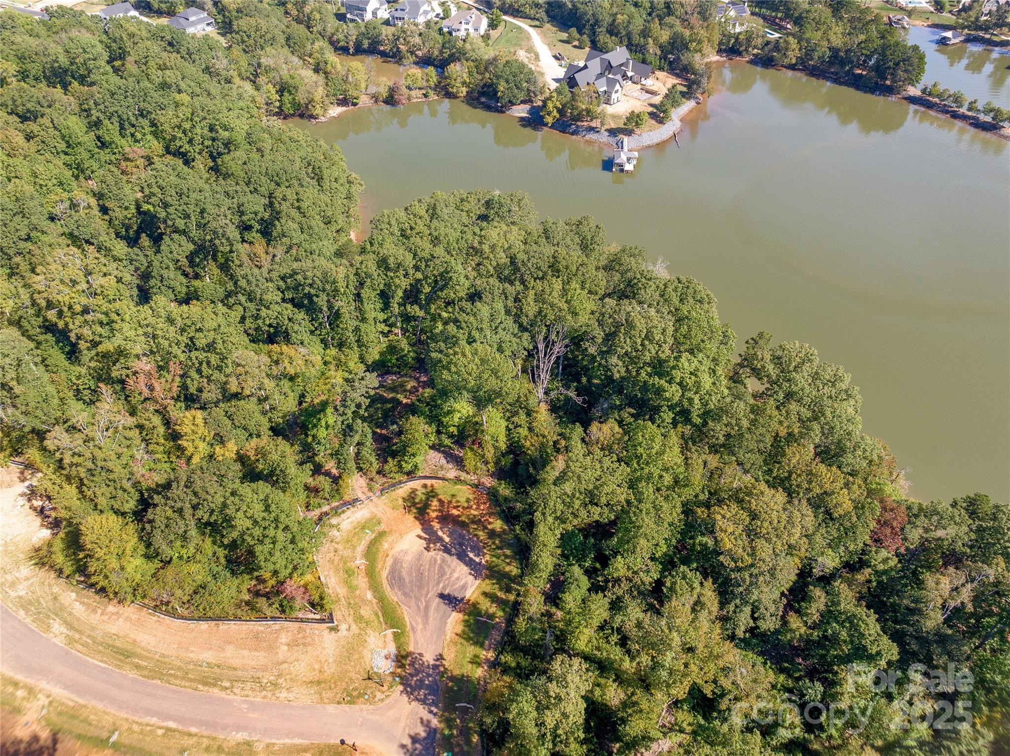 McLean - South Shore - Land