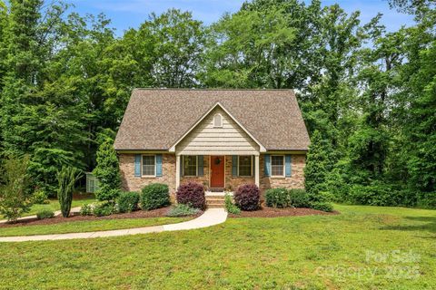 845 Montgomery Court Walnut Cove NC 27052