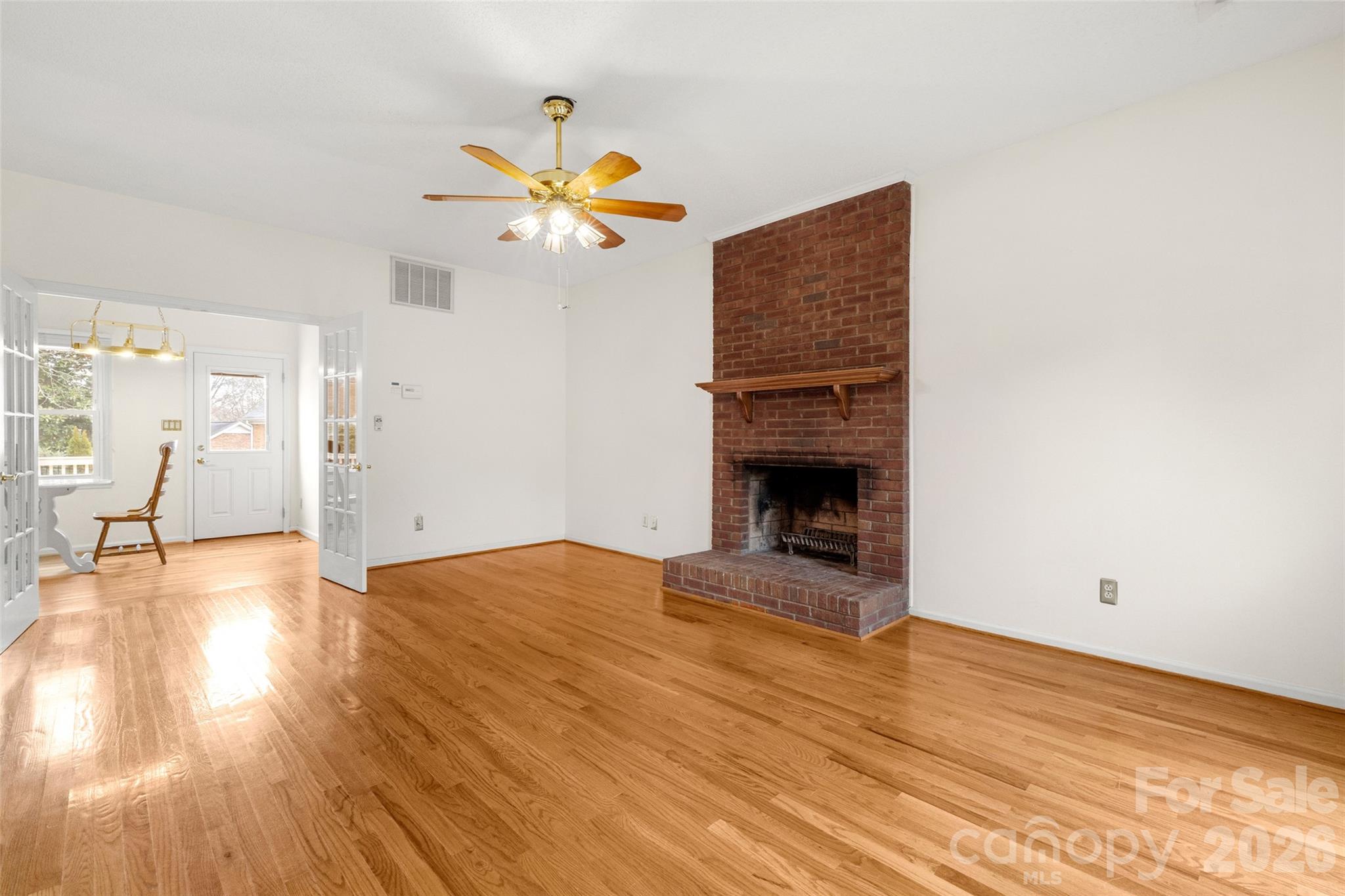 Cameron Wood - Residential