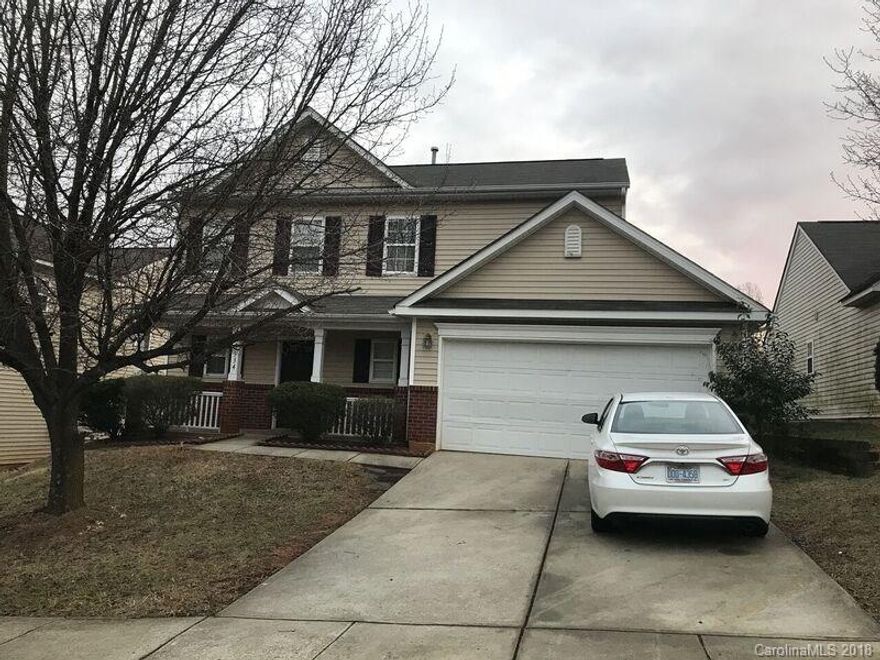 Stunning 4 Bedroom 2.5 Bath Home. It is Located Near Oakdale Rd and Old Plank Rd. Close to Brookshire Blvd, Minutes from  I- 485. 

This Stunning Home Features:

*A Family Room with a Gas Fire Place !!
*A Formal Dinning
*Kitchen is Equipped with all Black Appliances for your Comfort!!
*Central Air and Heat !!
*A Laundry Room With Washer and Dryer Connections
*Hardwood Floors !!
*Gas and Electric
*Nice Front Porch Great For Relaxing !!
*A 2 Car Garage !!
*A Spacious Back Yard Great ....... for Entertaining Family and Friends !!


The Special for this property is $995 for the first 2 months of your lease. Then back to the original rental amount $1295 for the remaining of the lease.

DO NOT MISS OUT ON THIS GREAT SPECIAL

Disclaimer: The deposit will be based on the original rental namout of $1295