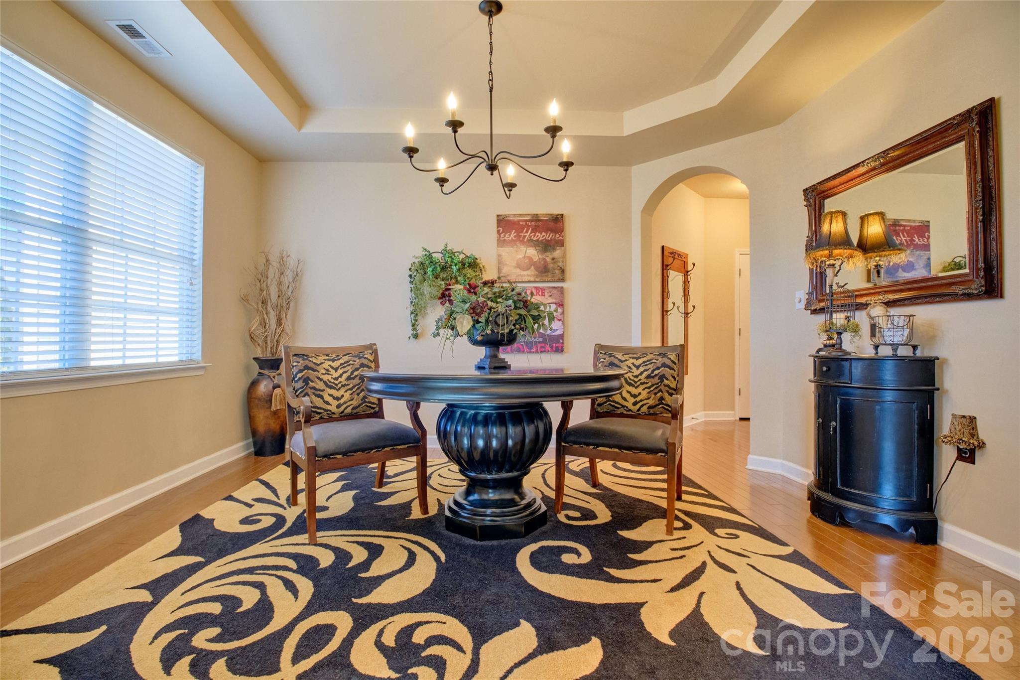 921 High Glenn Court