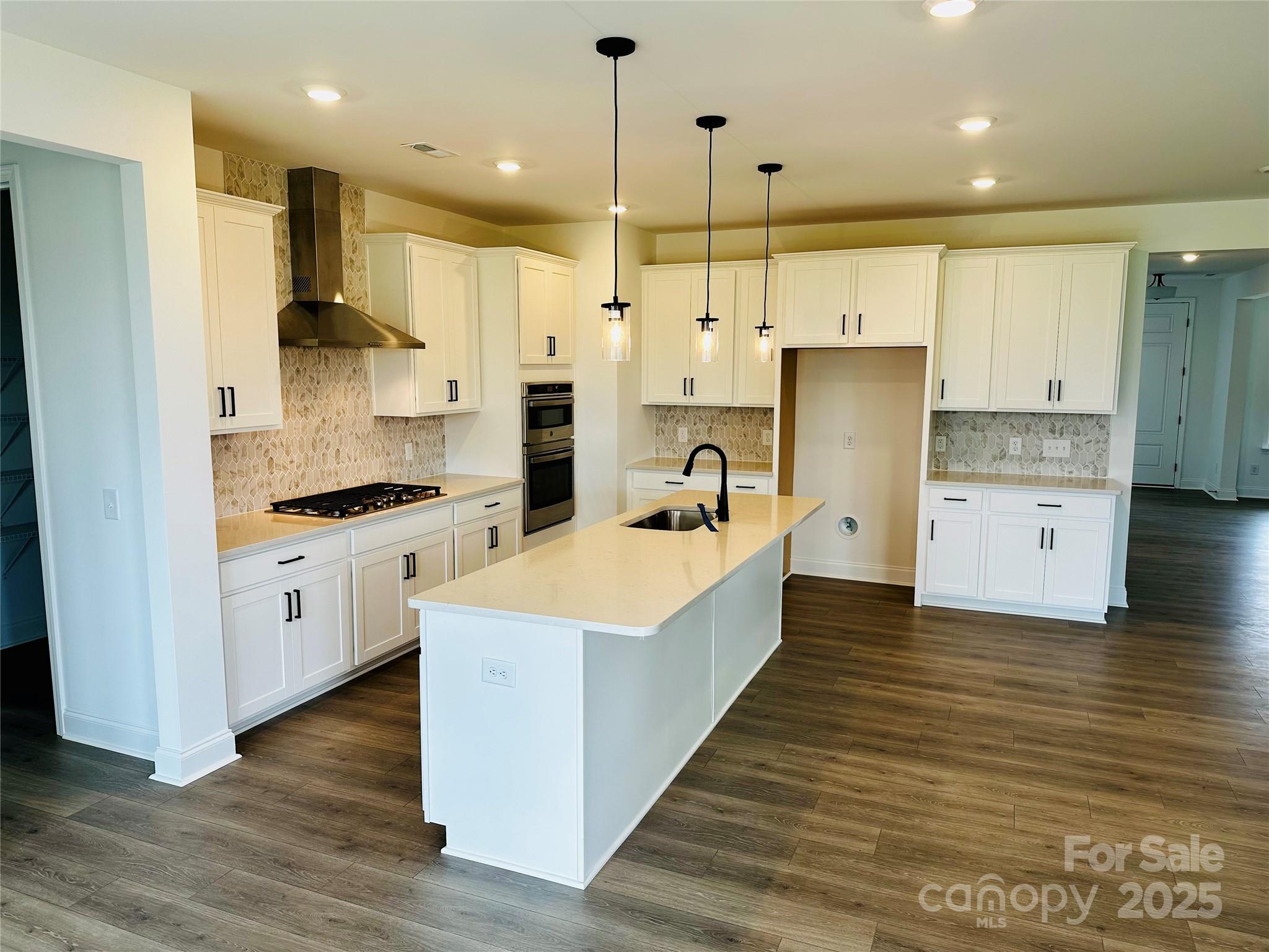 The Estates at Sugar Creek - Residential