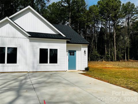 Photo of 525 N Linwood Avenue, Charlotte, NC 28216 (MLS # 4355583)