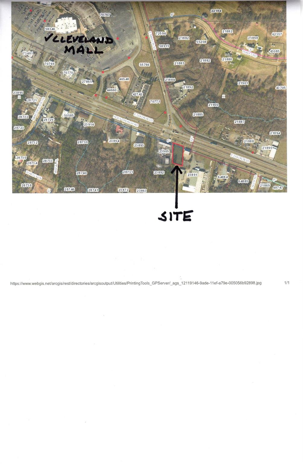 Main image without alt text