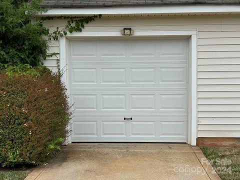 A home in Huntersville