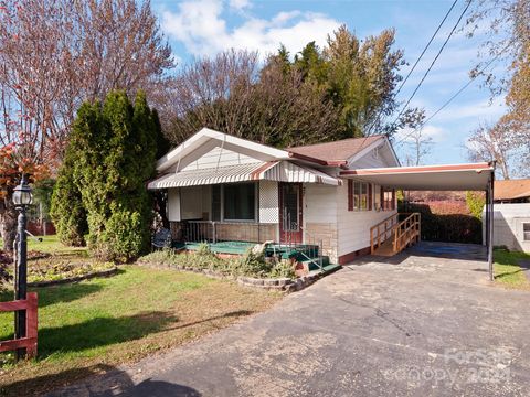 A home in Waynesville