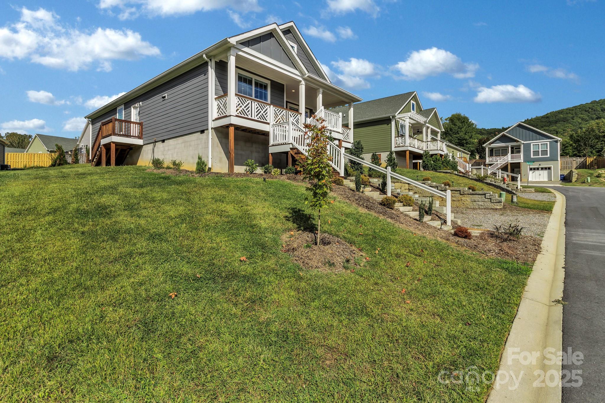 1205 Seven Sisters Lane