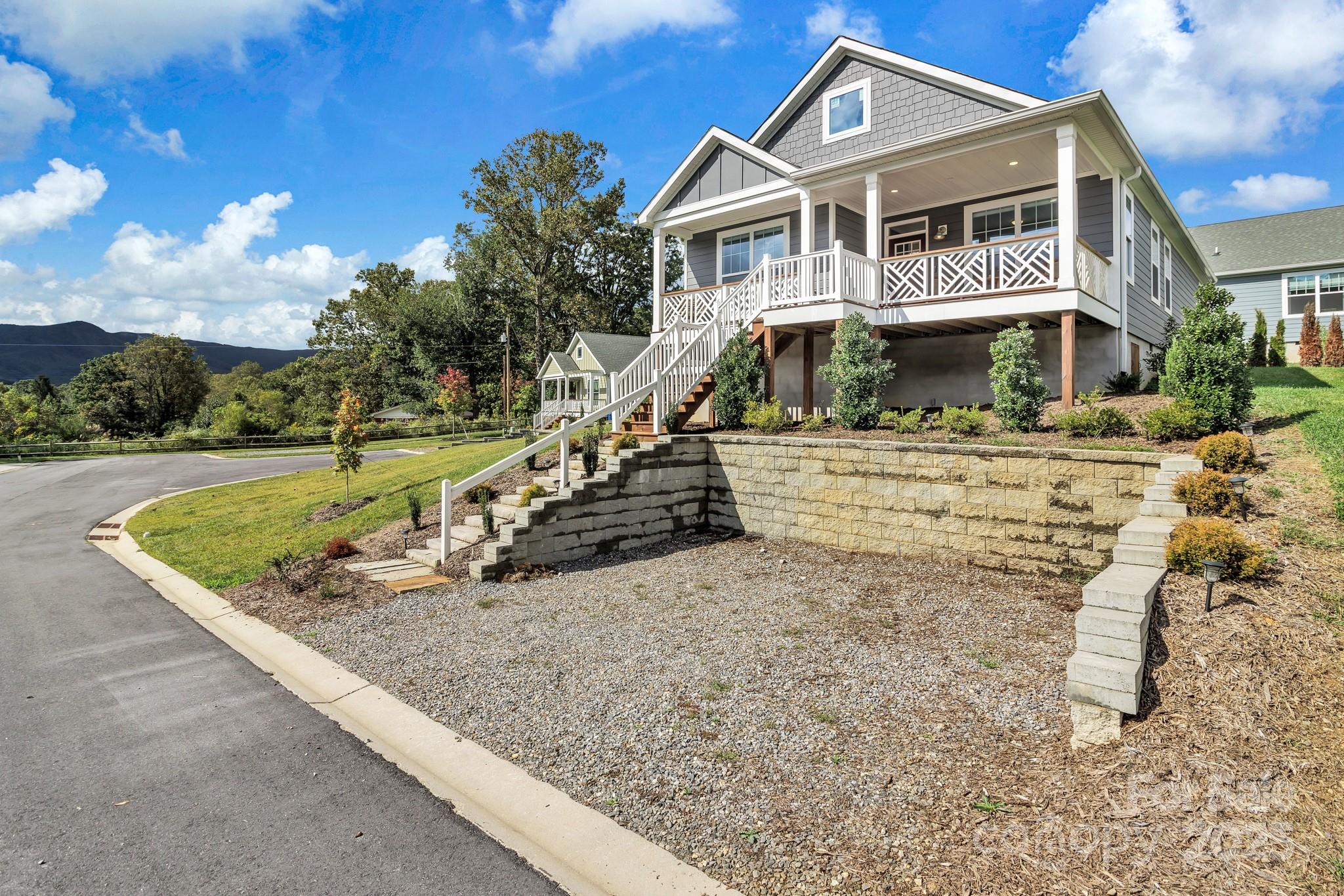 1205 Seven Sisters Lane