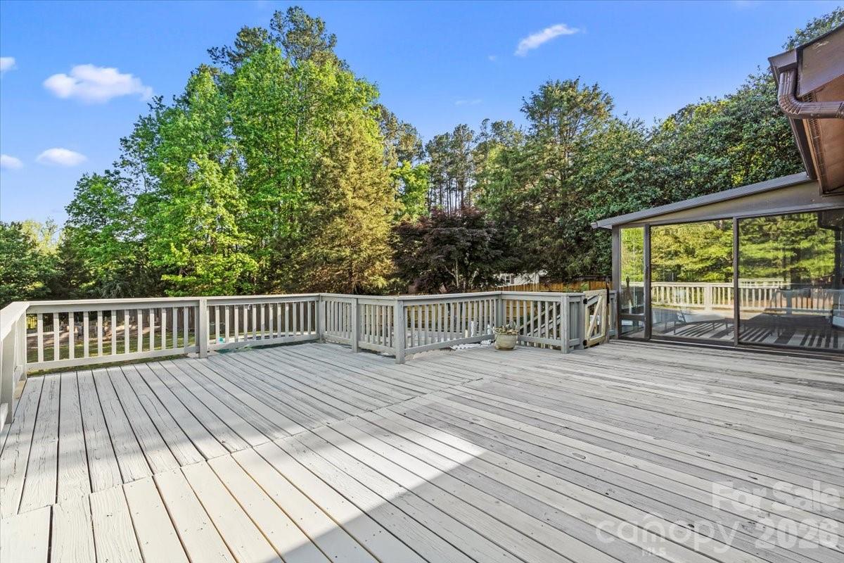 Poplar Trails - Residential