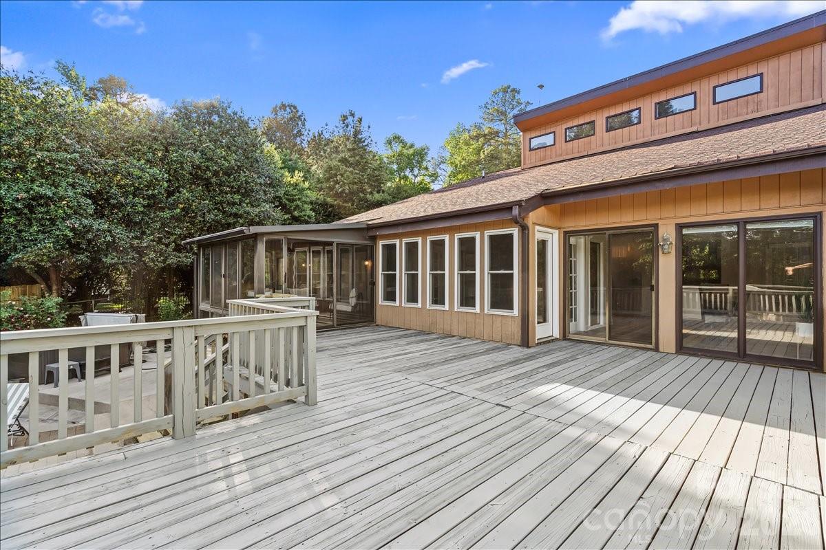 Poplar Trails - Residential