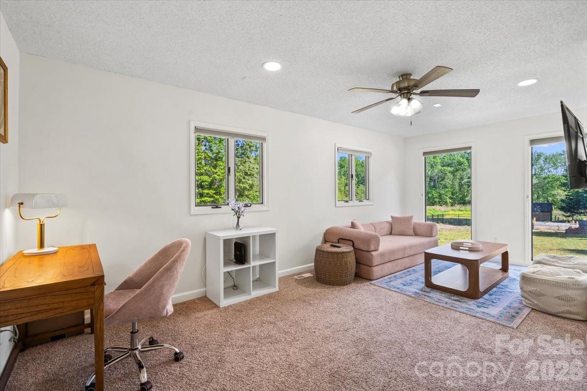Poplar Trails - Residential