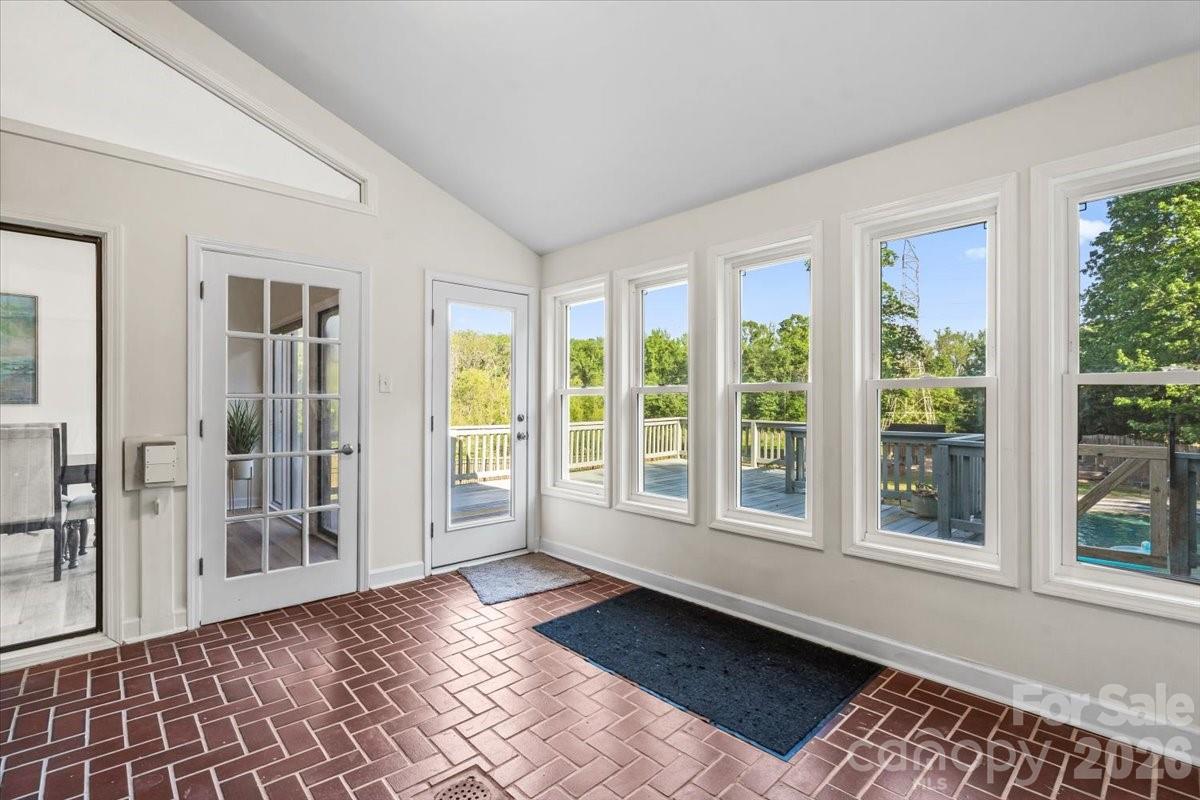 Poplar Trails - Residential