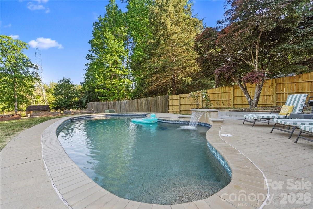 Poplar Trails - Residential