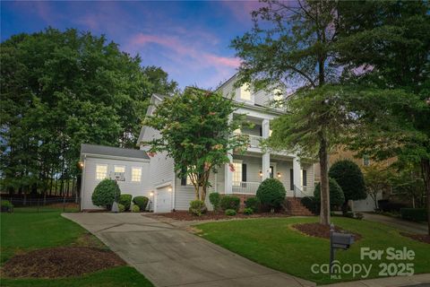 Photo of 14027 Grand Traverse Drive, Charlotte, NC 28278 (MLS # 4281518)