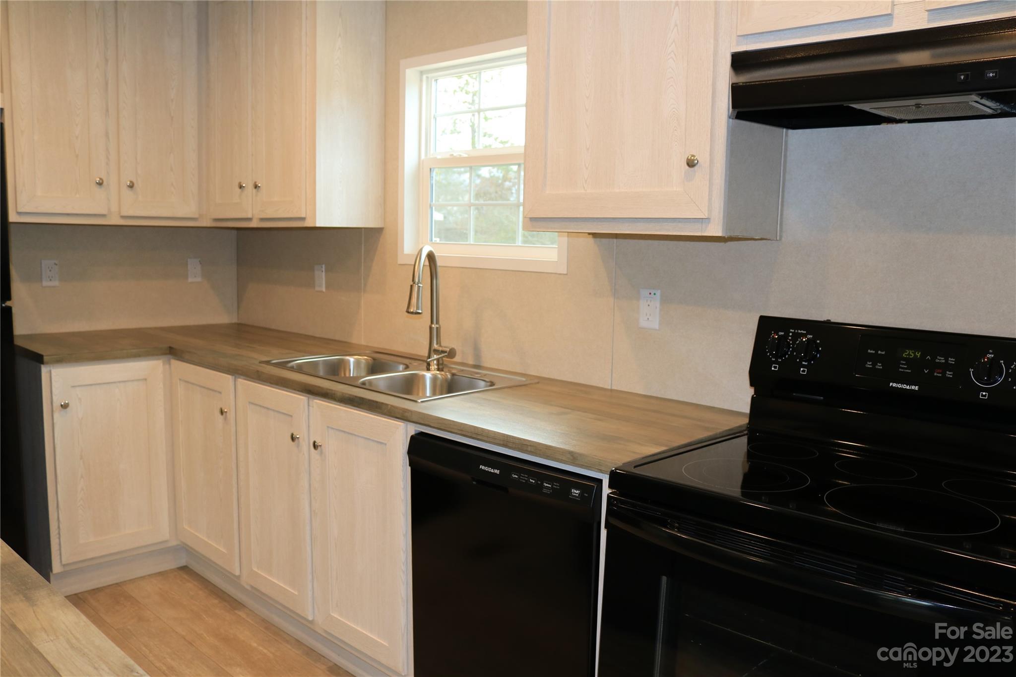 Ol Field - Residential